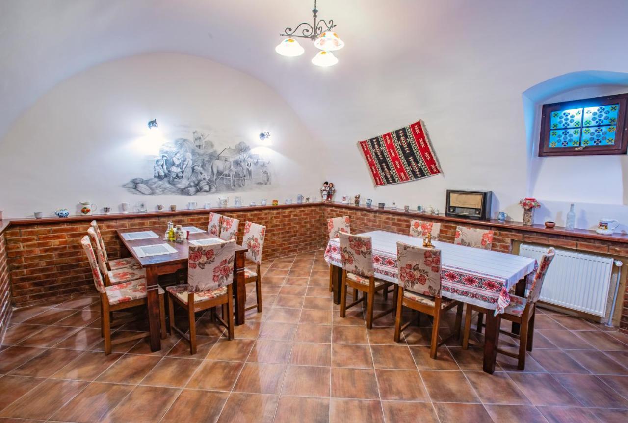 Hotel Conacul Domnesc Scheia Exteriér fotografie