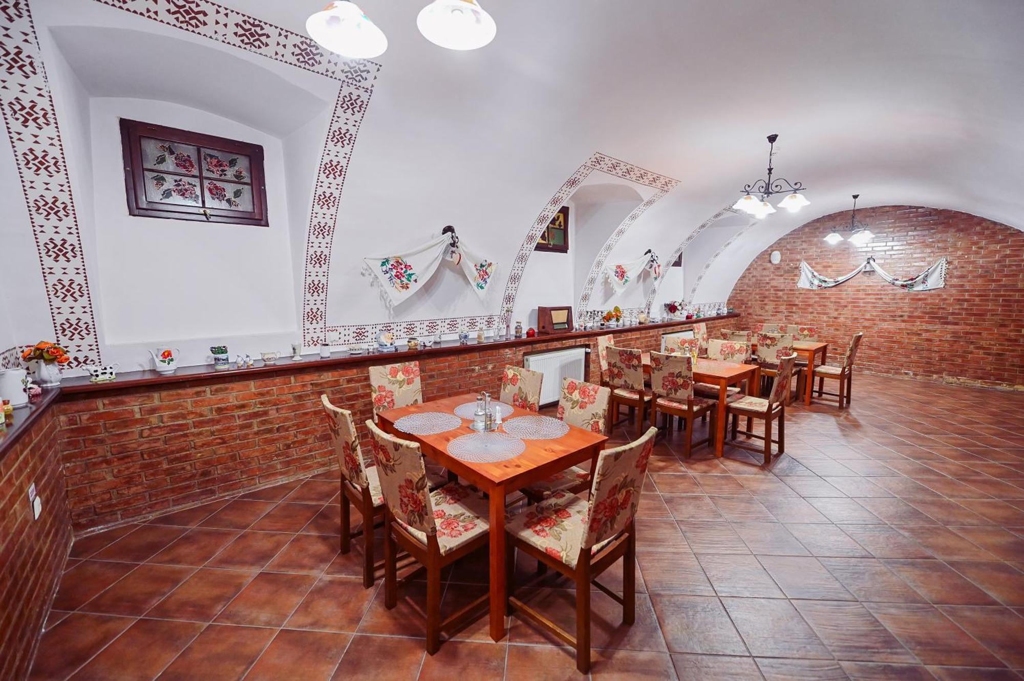 Hotel Conacul Domnesc Scheia Exteriér fotografie