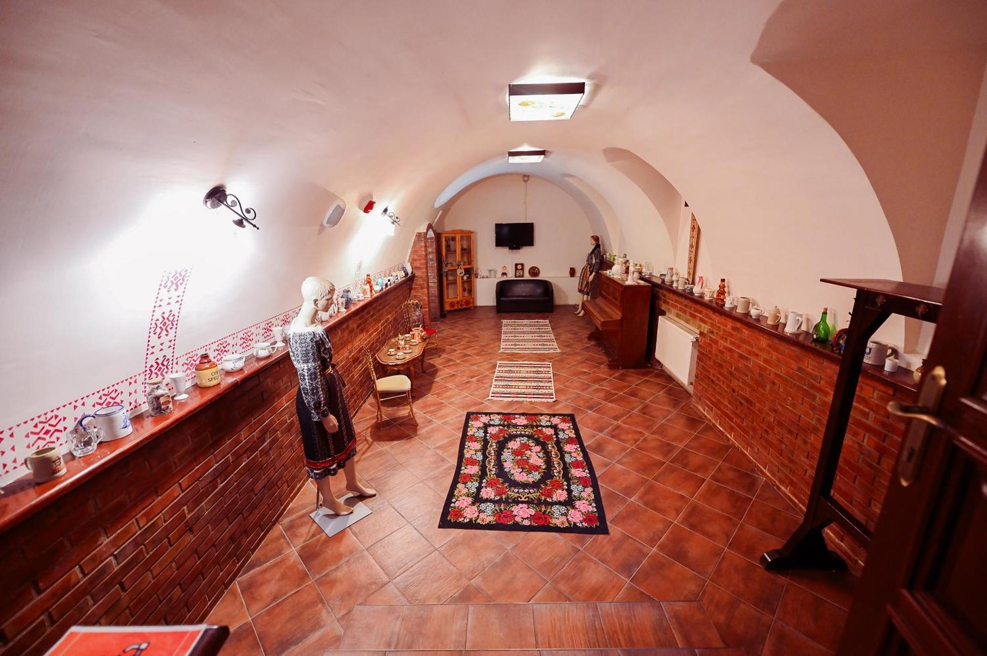 Hotel Conacul Domnesc Scheia Exteriér fotografie
