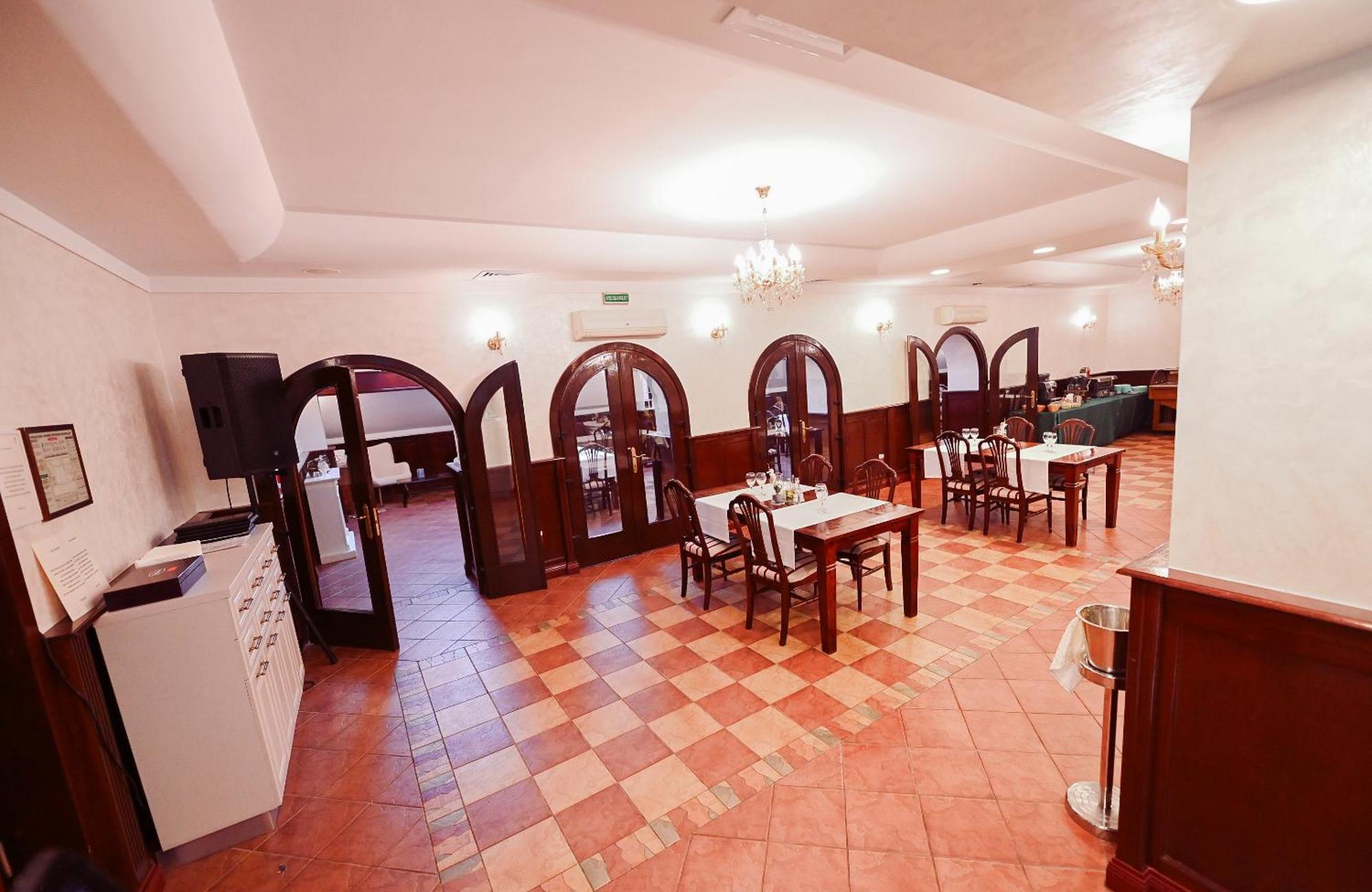 Hotel Conacul Domnesc Scheia Exteriér fotografie